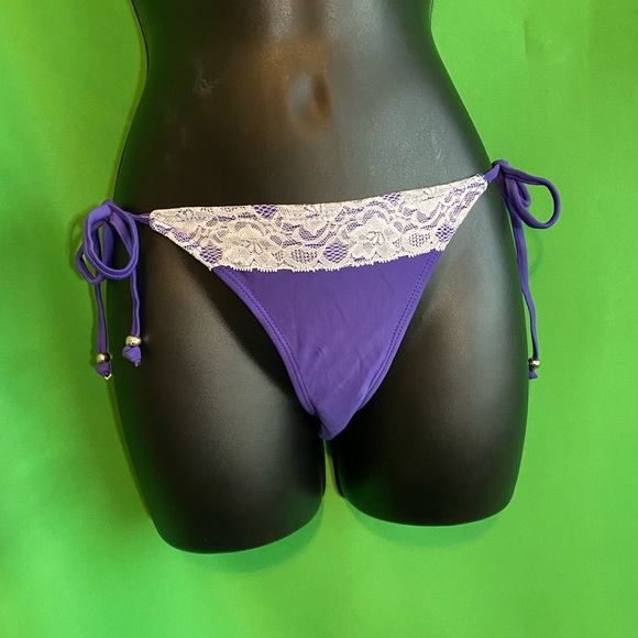 Swimsuit - Picture 4 of 6